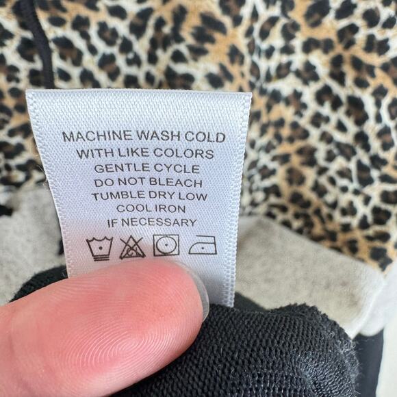 Tint & Shadow NWT Leopard Cowl Neck Knit Top Large - Picture 5 of 5